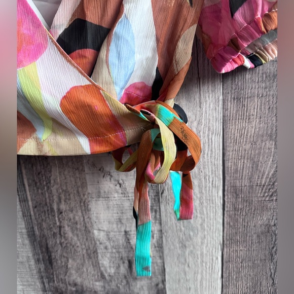 Floral Chiffon Cropped Wrap Top from Forever 21 - Picture 2 of 13